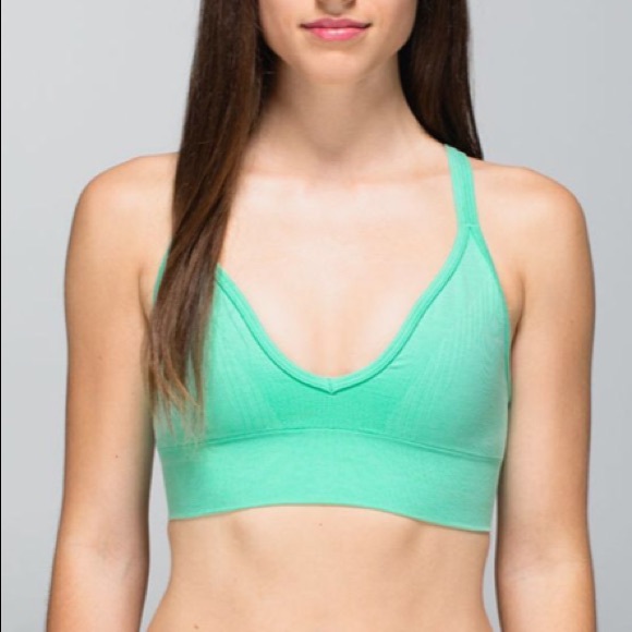 Lululemon Seamlessly Plunge Bra in Heathered Opal - Picture 2 of 8